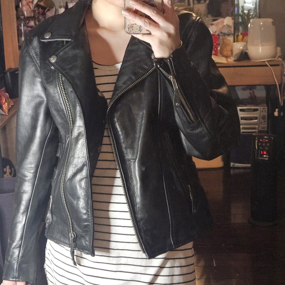 Leather jacket - Picture 3 of 7